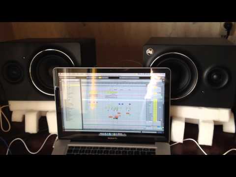 Little preview....of my re-work on Sing2Me by Thomas Gold...