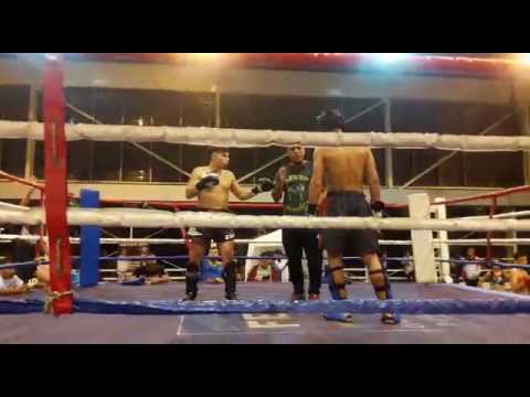 Alejandro Penayo vs Jonathan Diaz - kick boxing PRIMER ROUND - UIAMA WORLD 2017