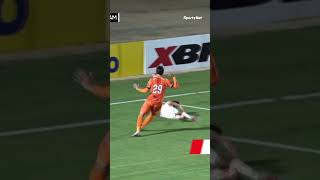 O VAR NÃO CHAMOU, e o Wermeson, que não tem nada com isso, guardou de pênalti. CAMBORIÚ NA FRENTE 💙🧡