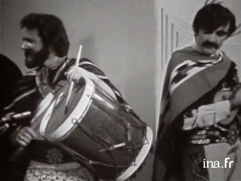 Los machucambos et Los Chacos "Si me quieren, quiero"