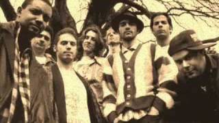 Cherry Poppin' Daddies - "Dr. Bones" (live 1992) 3/11