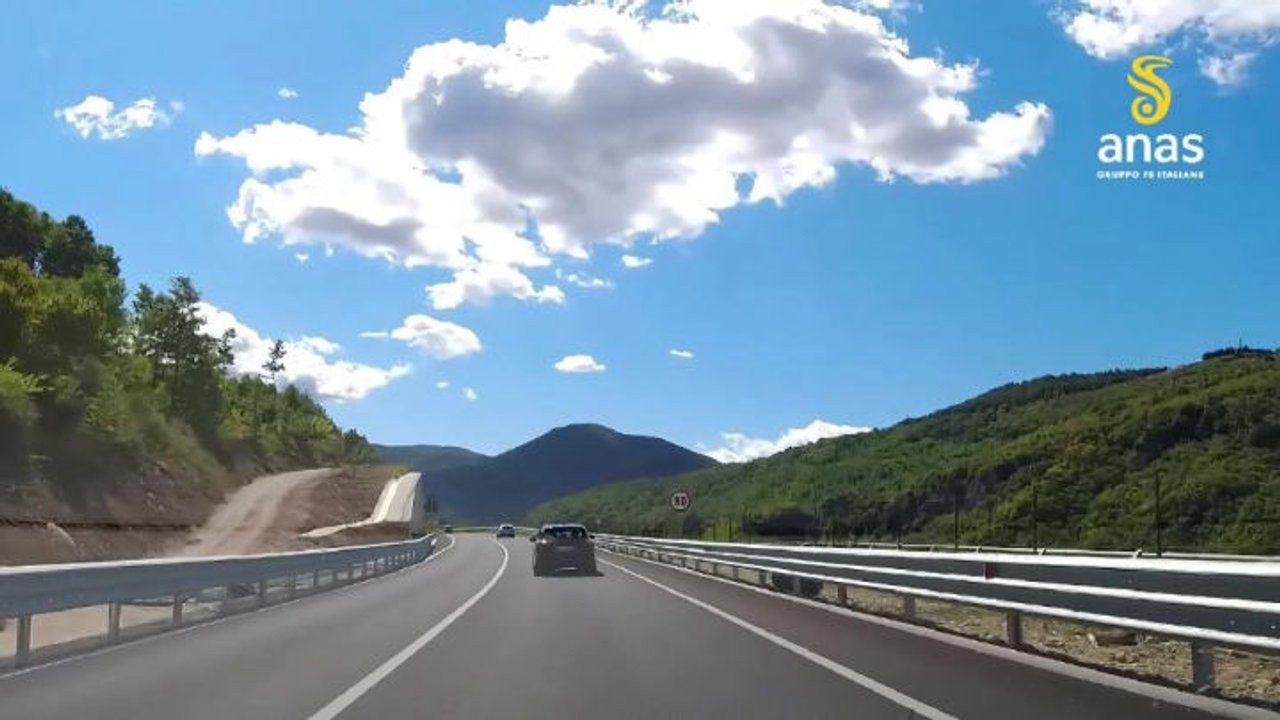 Esodo estivo, per Anas attesi oltre 26 milioni di spostamenti nel weekend
