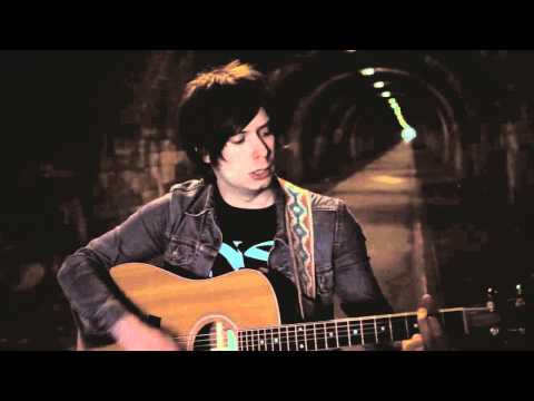 Alex Moran - The Day The Cat Came To Stay (Acoustic)
