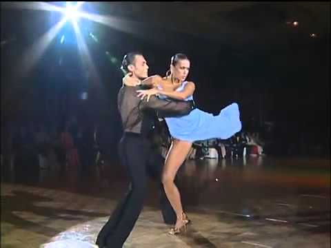 Andrea Bocelli sensuous rumba