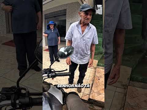 parte 15 MOSTRANDO MAIS UM POUCO DA CIDADE DE CORUMBÁ DE GOIÁS, mostrando a alguns amizades que fiz