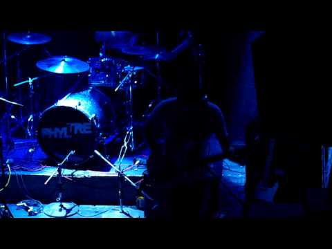 Phyltre | Pod lampou | 28.10.2010