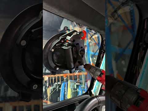 Removing Mercedes AMG G63 Windshield #autoglass