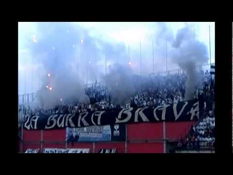 "Zamora Fc. Vs Caradebobo TC 2014." Barra: La Burra Brava &bull; Club: Zamora