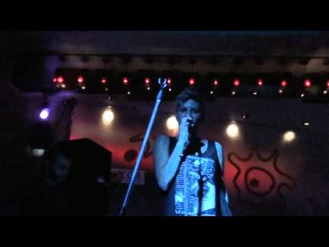 naya douka-drumming song