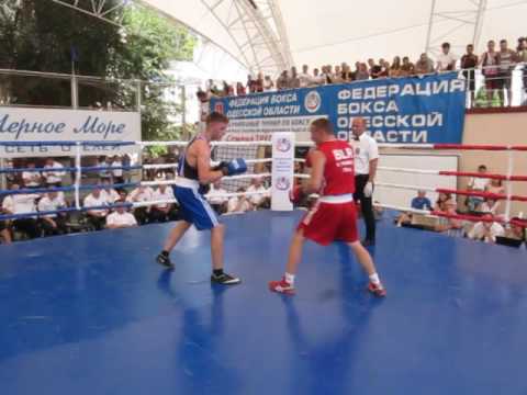 Фрагмент поединка. Вадим Панков (Беларусь) 1:2 Adam Chartoi (Швеция),75 кг