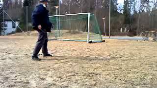 preview picture of video 'timann slinging with 24-strand wool sling - figure8 different ways'