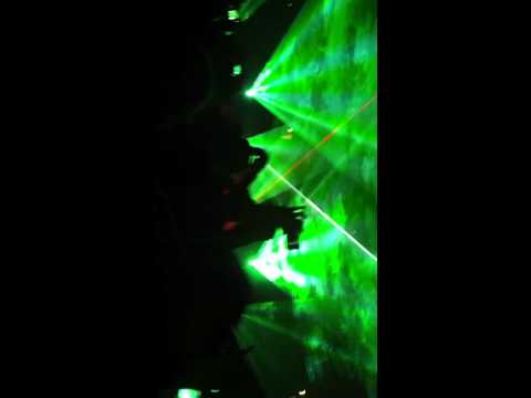 Coldplay - O2 Arena - London - 2011-12-09