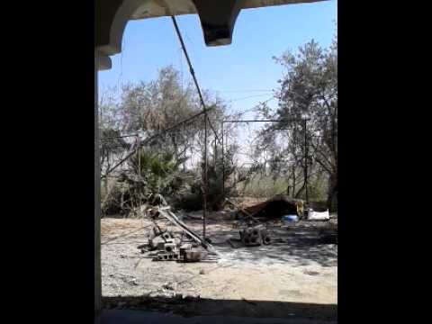 استهداف مطار دير الزور العسكري بصواريخ محلية الصنع من قبل كتيبة عمر بن الخطاب