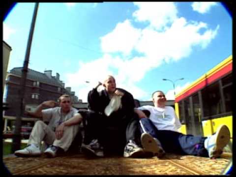 Red feat  Mes i Echo   Ten Typ