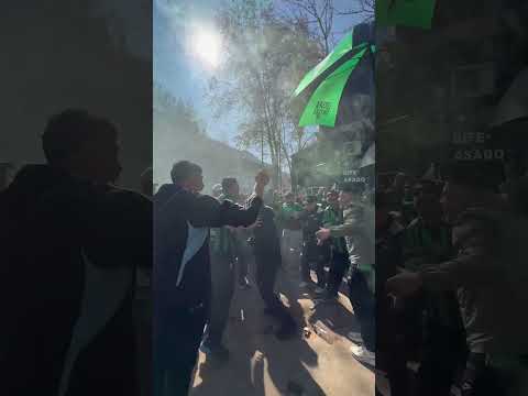 "" Barra: Los Pibes de Chicago &bull; Club: Nueva Chicago