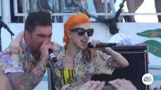 New found glory - Vicious love ft Hayley Williams live parahoy 2016