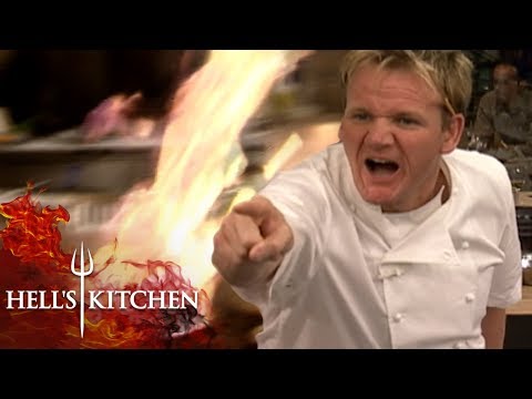 , title : '"THE DUCK'S BURNT, YOU'RE COOKING IN A BURNT PAN" | Hell's Kitchen'