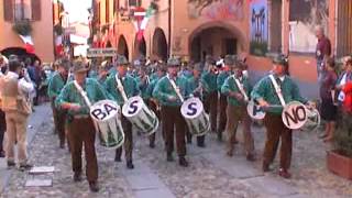 preview picture of video 'Raduno Alpini a Dozza 2000 - 1° parte Sfilata -'