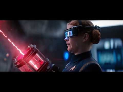 Michael Burnham can Lift a 1,000 Ton Asteroid Rock . Star Trek Discovery Internal Continuity Mistake