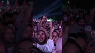 Download lagu Wali Live - Yank | Opening #short #konsermusik #waliband mp3 Download lagu Wali Live - Yank | Opening #short #konsermusik #waliband mp3