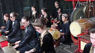 Download lagu Eling Eling Banyumas menggema di Rusia mp3 Download lagu Eling Eling Banyumas menggema di Rusia mp3