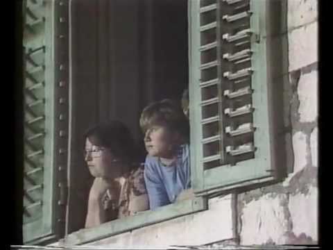 Omili mi u selu divojka - Klapa Sinj