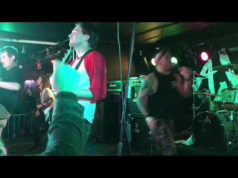 A WILHELM SCREAM - I Wipe My Ass With Showbiz / 5 to 9 live @ The Brass Monkey, Ottawa (Dec 08,2017)