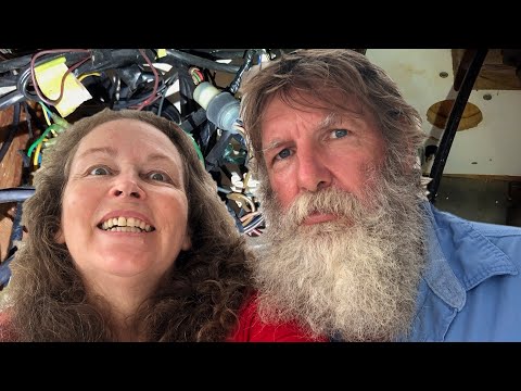 Thumbnail for Ep 365 | Rat's Nests & Interesting Creatures, Cruising Kangaroo Island, Nutshell Nuthouse
