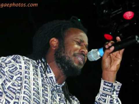 Aaron Silk right path "lalabella riddim"