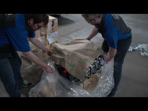 Chevy Performance LS Engine Unboxing
