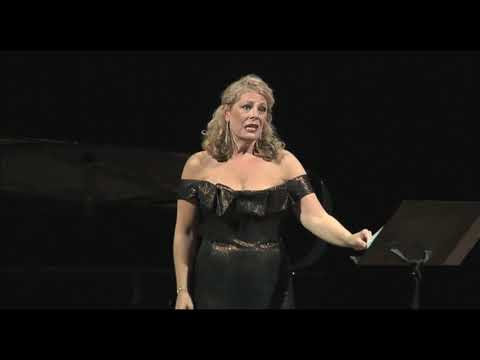 Sondra Radvanovsky ( A Coruña, 2019) "Somewhere over the rainbow". Anthony Manoli, piano.