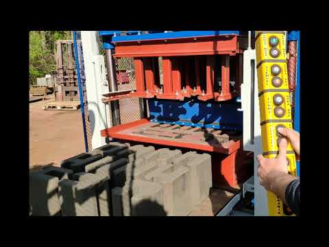 Wibroprasa MWP 05 bis PROD-BUD z formą łącznik typ H podmurówki