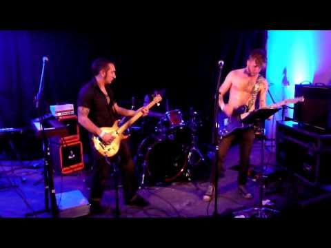 Le Prince Harry - Decay + Sonic Generation, Live @ La Fabrik, 01.05.2011