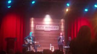 Reba McEntire - Swing Low, Sweet Chariot - Live - Acoustic