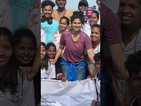 Tanisha Mukharjee Joins 'Mangrove and beach clean up drive' With NSS