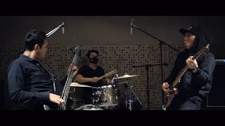 Download lagu Bondan Prakoso - Pejuang Garis Finish [Live Studio Session] mp3