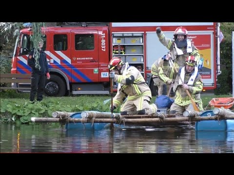 Brandweer Krommenie 11-8037 komt met spoed terug voor Brandweer wedstrijden in Krommenie