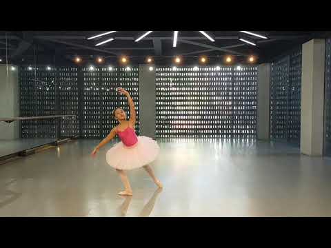 Katarina Annabel,11- Encouragement Award Star of Canaan Dance Competition 2020-Candide Variation