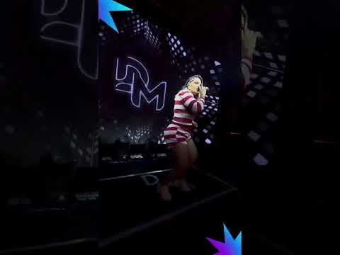 Yara Tchê cantando Mel em São Raimundo das Mangabeiras-MA | #Shorts da Desejo