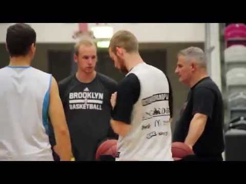 Die NBBL-Mannschaft der Telekom Baskets Bonn - Das Team Bonn / Rhöndorf