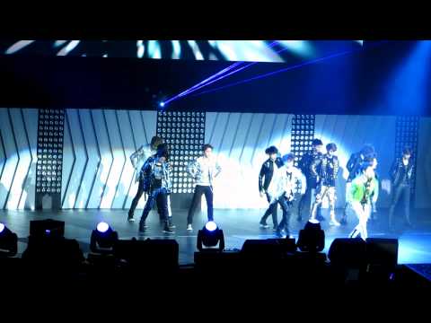 [FANCAM] 120520 EXO - MAMA @ SM Town LA