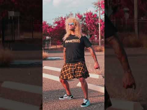 Por la ciudad @Arcangel