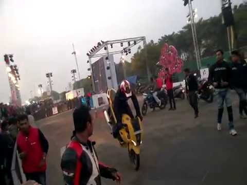 Bike Stunts performed by Hero Throttlers at Auto Expo 2016