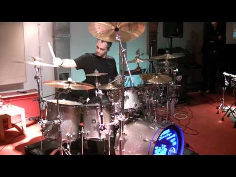 Drumshow mit Zacky Tsoukas beim Agner Drumday bei Drumstudies