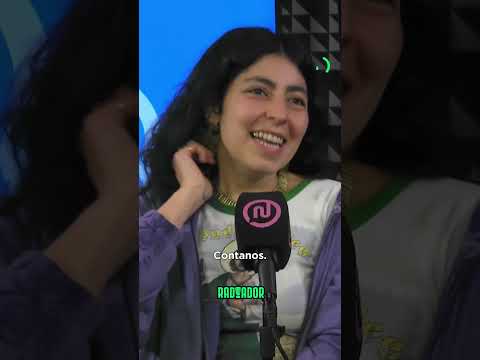 LA PRIMERA GUITARRA DE SOFÍA VIOLA