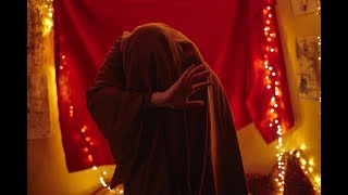 Leslie McAllister performs Get Out. Stay! at Tapis Theatre in Paris, France 2017