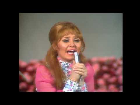 1969 United Kingdom: Lulu - Boom bang a bang (Place 1 at Eurovision Song Contest along with 3 other)