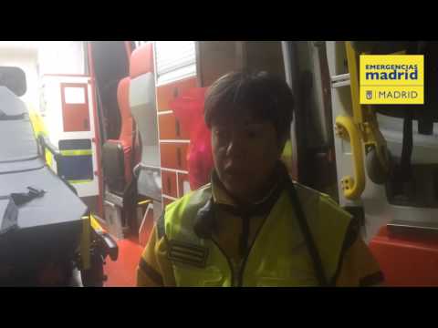 Charo Pinilla, supervisora de Samur PC, explica la asistencia al herido por arma de fuego