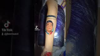 Micro portrait ( Francis magalona ) / jhov musni