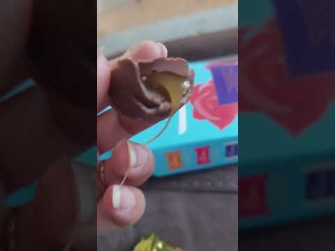 BRITTISH BRAND CHOCOLATE 🇬🇧 CADBURY GOLDEN BARREL CHOCOLATE WHAT'S INSIDE? FULL OF FLAVOUR BRITTISH BRAND CHOCOLATE 🇬🇧 CADBURY GOLDEN BARREL CHOCOLATE WHAT'S INSIDE? FULL OF FLAVOUR